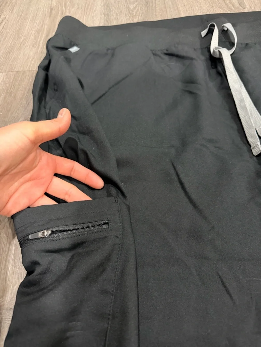 Hanes Unisex Black Men's Jogger Scrub Pants with Contrast Drawstring